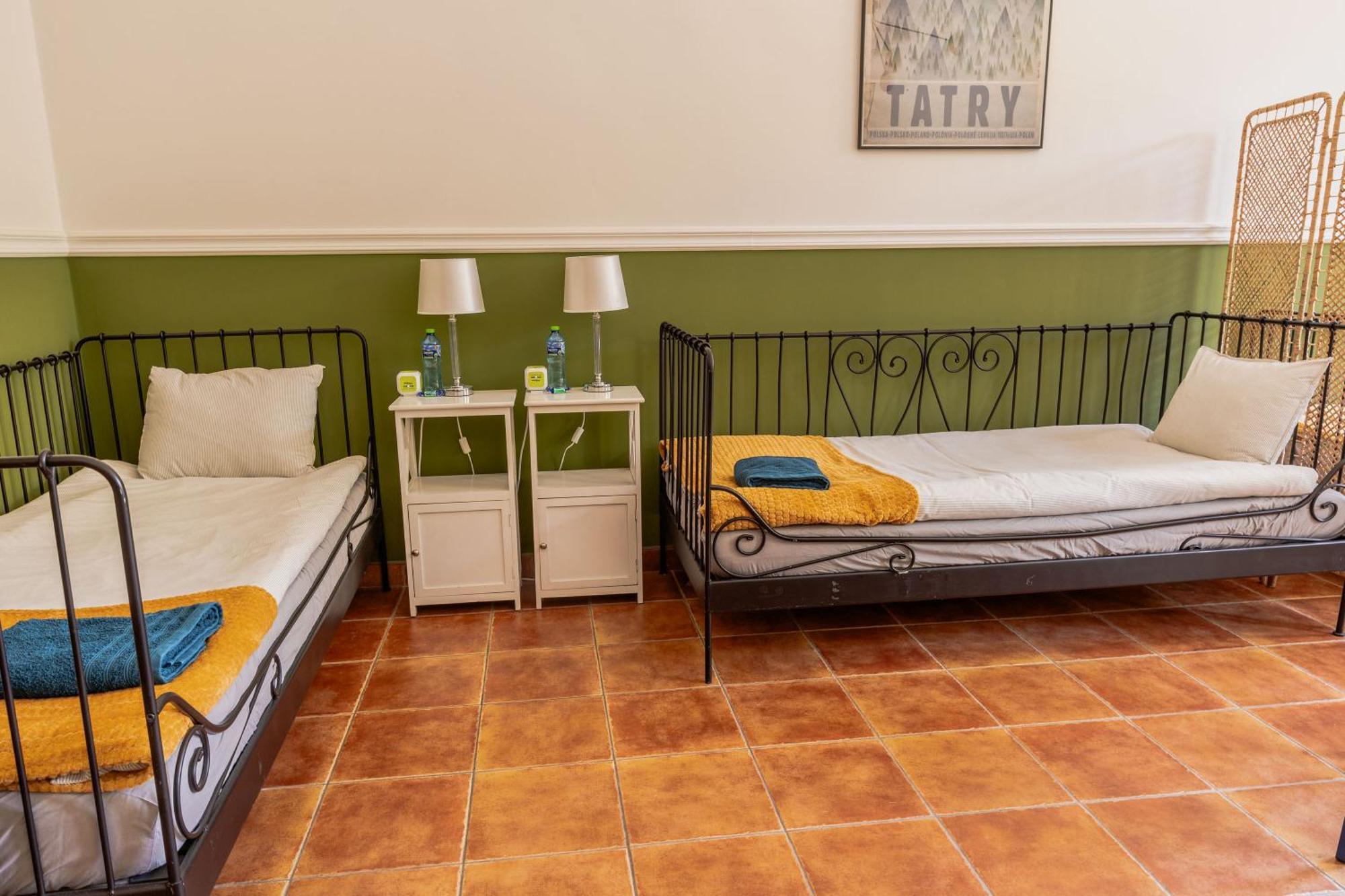 Atelier Hostel Leszno  Εξωτερικό φωτογραφία