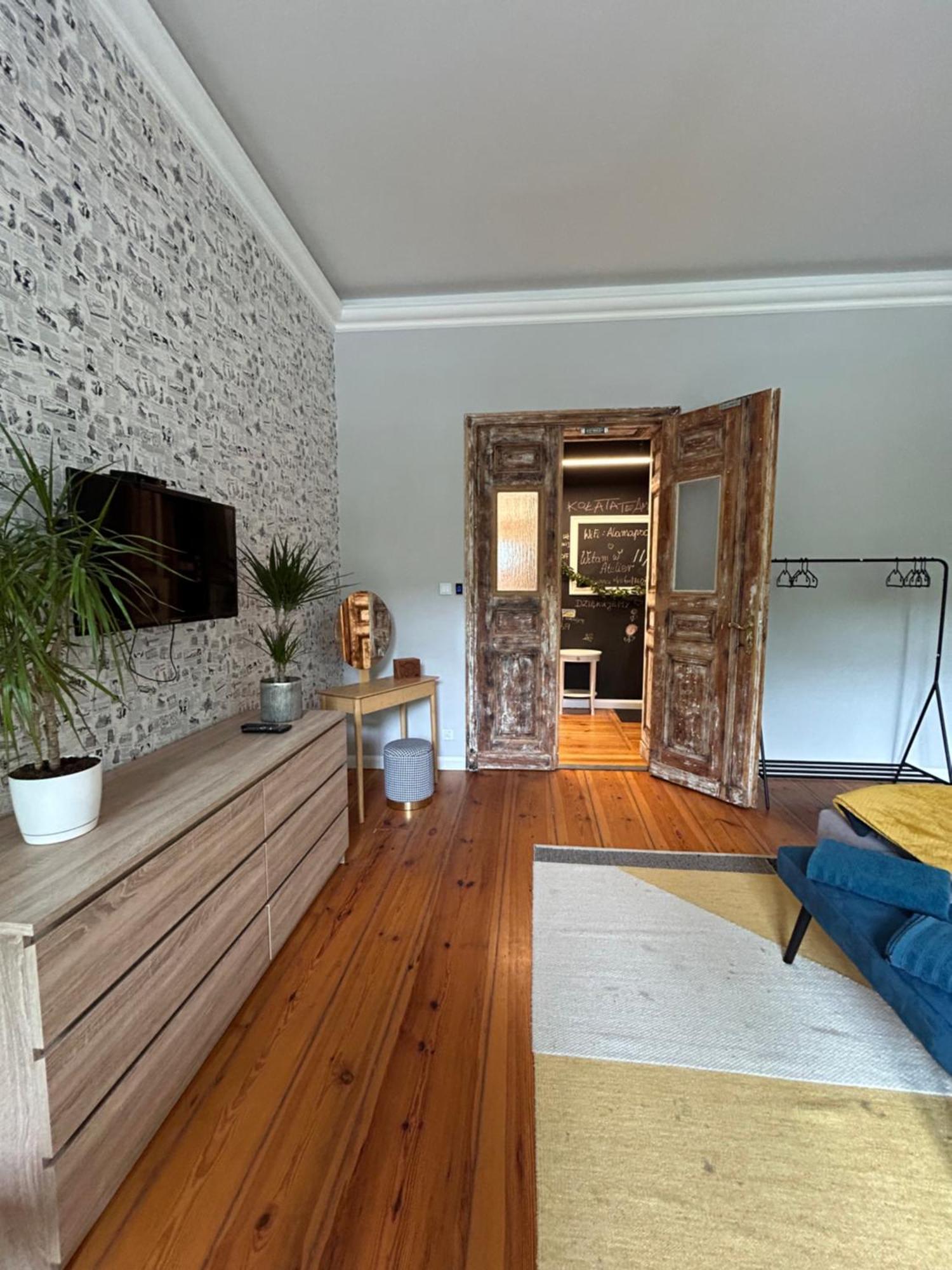 Atelier Hostel Leszno  Εξωτερικό φωτογραφία